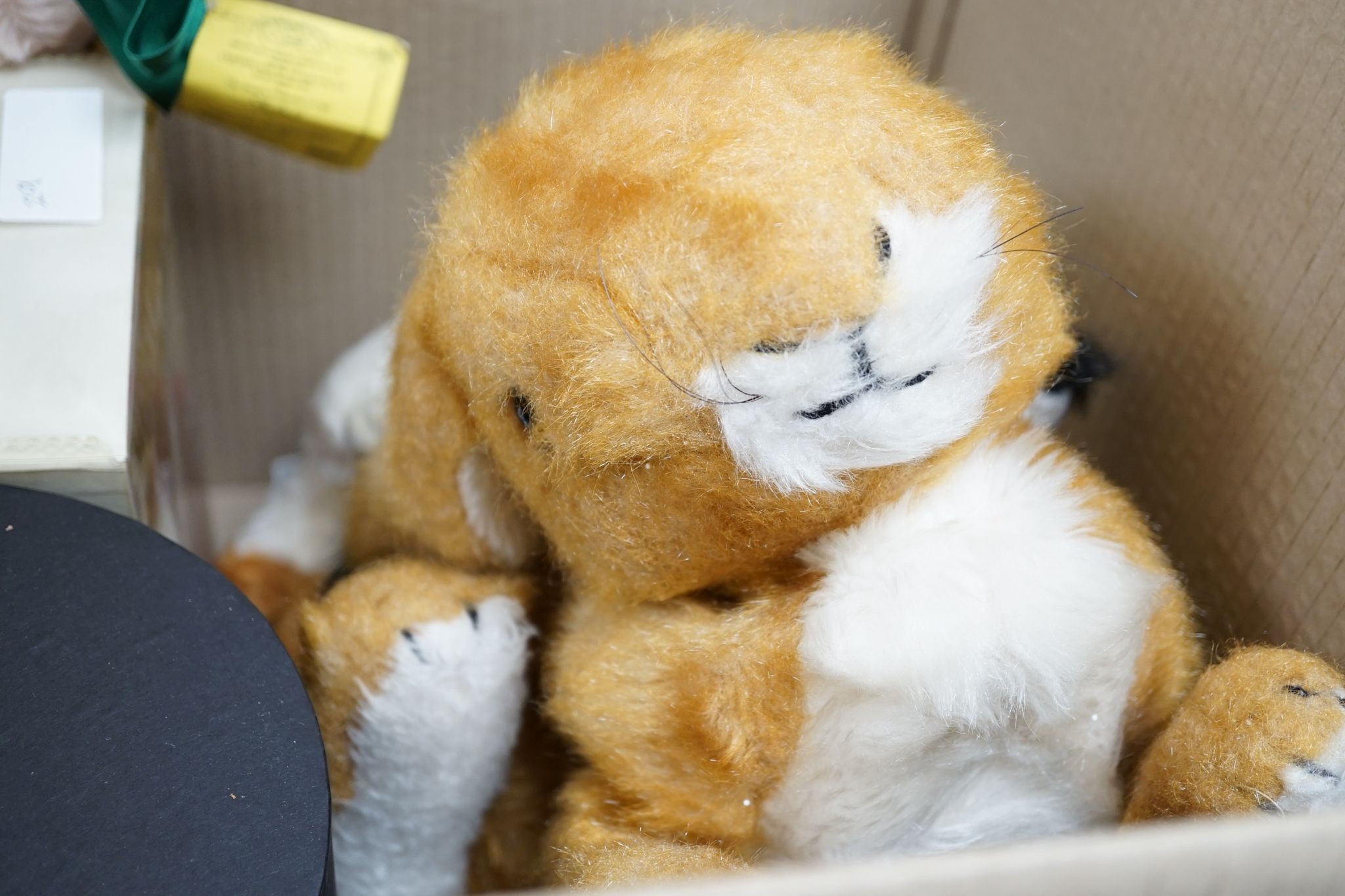 Eight Merrythought Limited Edition bears including Cheeky Punky Highlander, Jack-in-the-box Limited Edition Spaniel